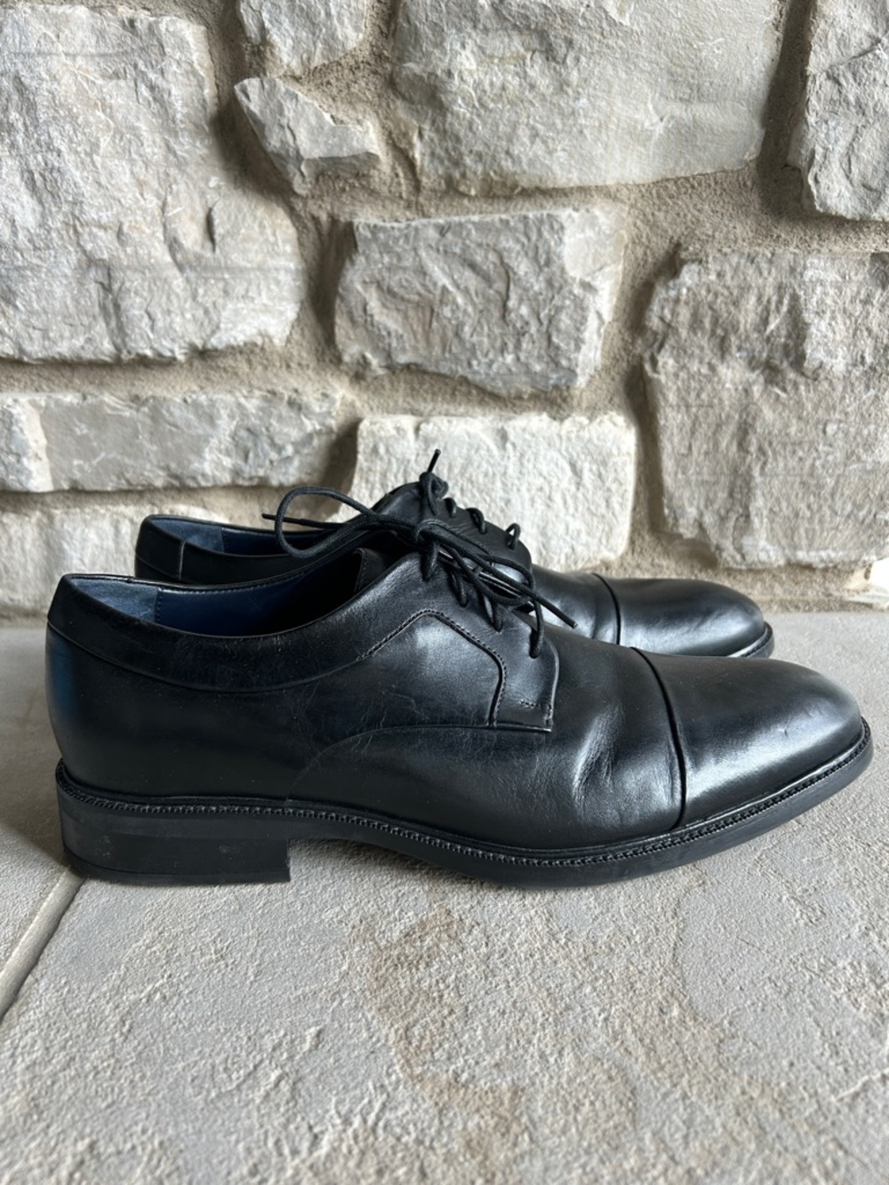 COLE HAAN Men’s Classic Black Leather Cap-Toe Derby Shoes